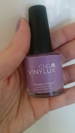 CND neglelak - af alle de neglelakker jeg har prøvet er CND Vinylux de allermest holdbare!